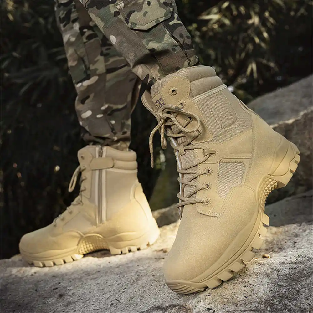 Sepatu boot kulit asli antisel - Tech Accessories Board ulasan dan harga