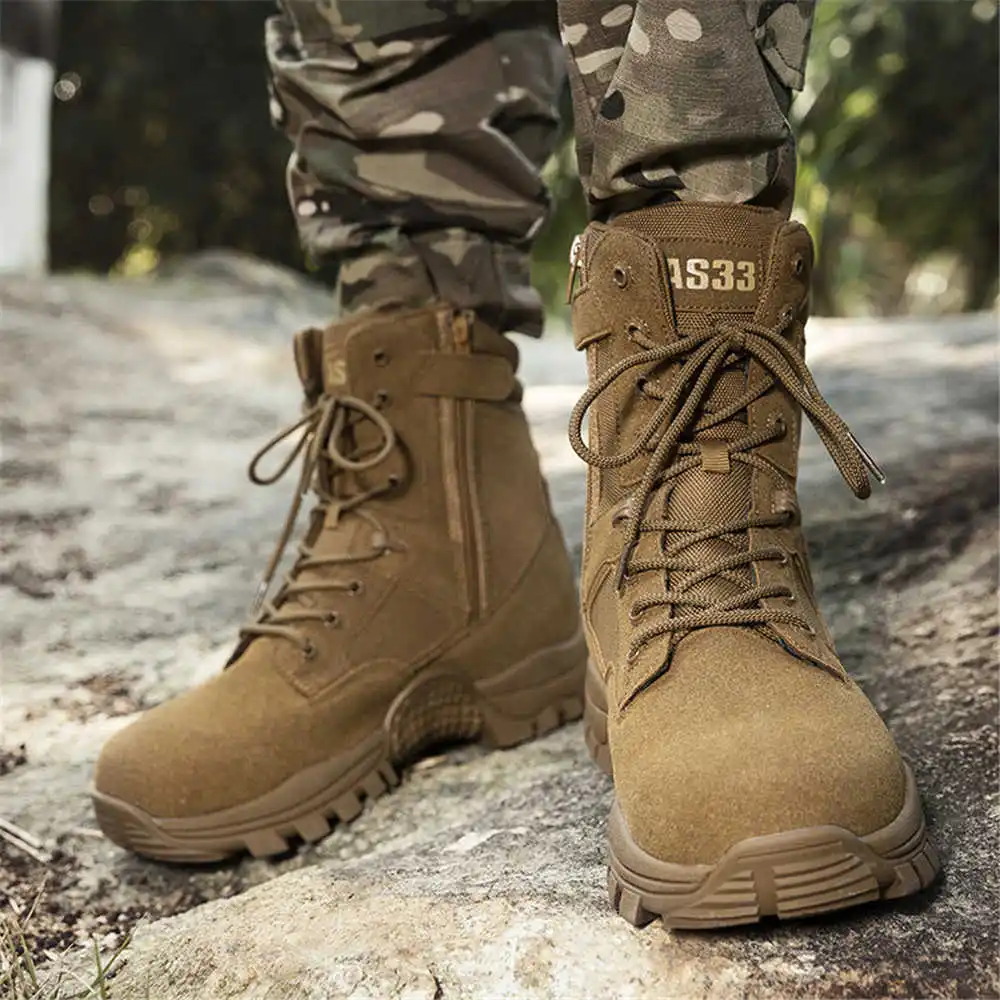 Sepatu boot kulit asli antisel - Tech Accessories Board ulasan dan harga